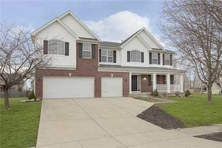 2204 S Briarwood Dr New Palestine, IN 46163