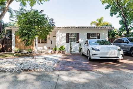 1519 Washington St Hollywood, FL 33020