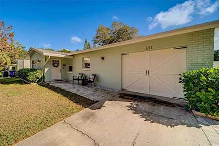 631 Pinewood Dr Dunedin, FL 34698