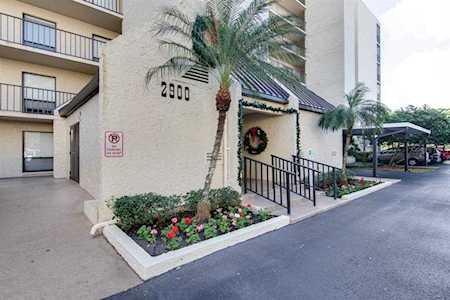2900 Cove Cay Dr #2F Clearwater, FL 33760