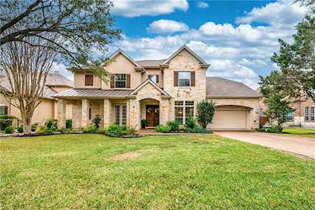 1913 Val Verde DR Austin, TX 78732