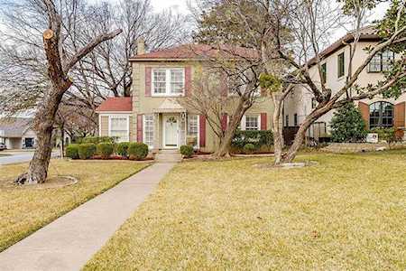 3736 Bellaire Drive N Fort Worth, TX 76109