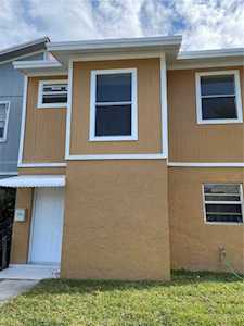 707 SW 79th Ter North Lauderdale, FL 33068