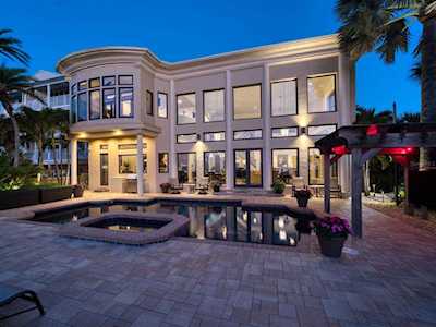 2 18th Ave Indian Rocks Beach, FL 33785