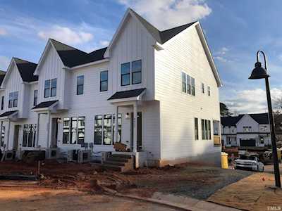 4910 Trek Lane Raleigh, NC 27606