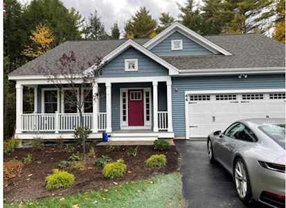 44 Three Ponds Dr Brentwood, NH 03833