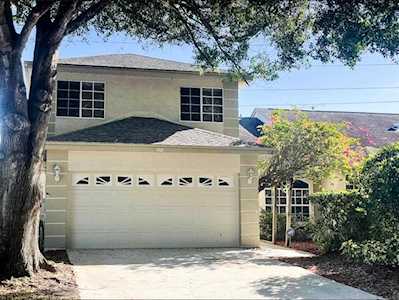 3083 Brookfield Ln Clearwater, FL 33761