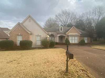 1816 Candle Ridge Cv Memphis, TN 38016