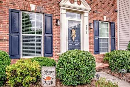 8253 Bridgegate Dr Huntersville, NC 28078
