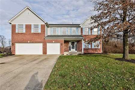 6510 Hunters Ridge N Zionsville, IN 46077