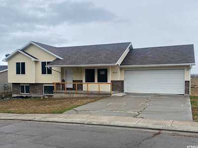 4772 W Hillside Dr Vernal, UT 84078