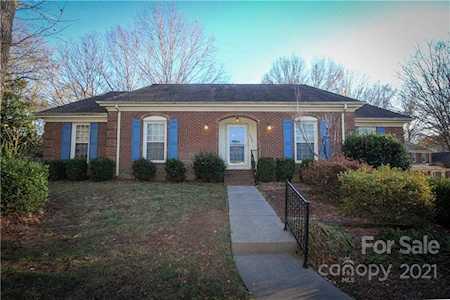 9026 Hatley Place Charlotte, NC 28277