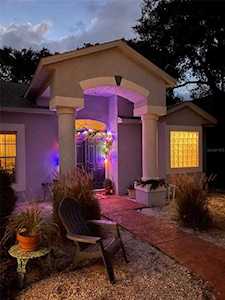 235 Orange St Palm Harbor, FL 34683