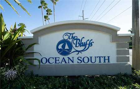 101 S Seas Dr #105 Jupiter, FL 33477