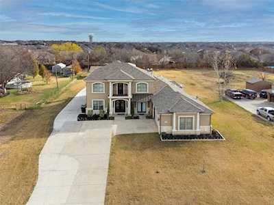281 Rose Garden Drive Mckinney, TX 75072