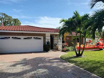 5875 Bay Lake Dr S St. Petersburg, FL 33708