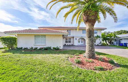 6820 Burning Tree Dr Largo, FL 33777