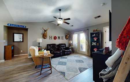 10205 Deer Vista Dr #201 Louisville, KY 40291
