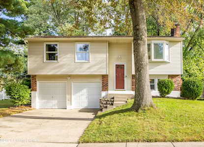 11312 Leesburg Pl Louisville, KY 40241