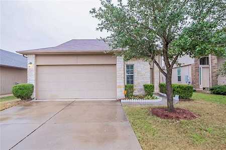 12425 Campana DR Del Valle, TX 78617