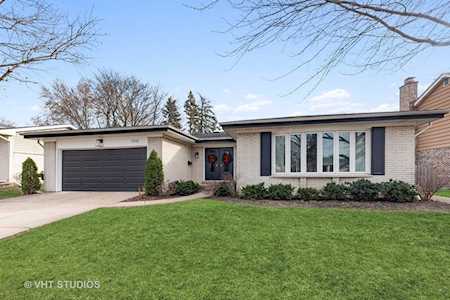 1715 N Waterman Ave Arlington Heights, IL 60004