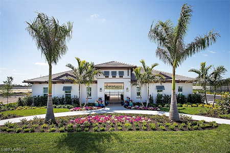 3733 Sapphire Cove Circle Naples, FL 34114