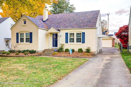 3103 Eagle Pass Louisville, KY 40213