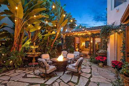 14715 Via Bettona San Diego, CA 92127