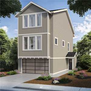 2735 Welcome Ln NW Bainbridge Island, WA 98110