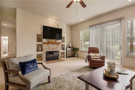 4307 Eck LN #102 Austin, TX 78734