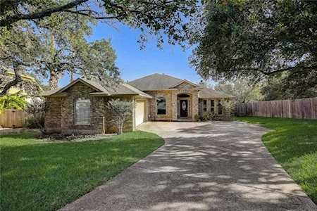 6845 Beatty DR Austin, TX 78749