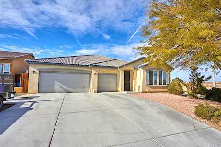 15890 Green Acres Ct Victorville, CA 92394