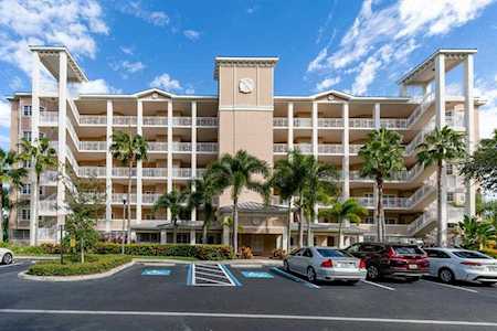 7069 Key Haven Rd #504 Seminole, FL 33777