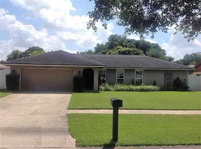 8027 Calabria Ct Orlando, FL 32836