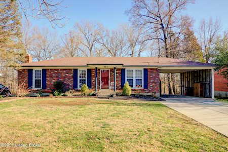 202 Redbud Dr Mt Washington, KY 40047