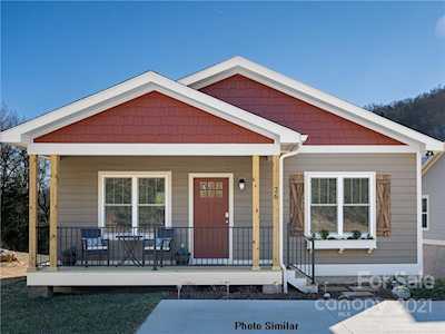 32 Westside Village Rd Fairview, NC 28730