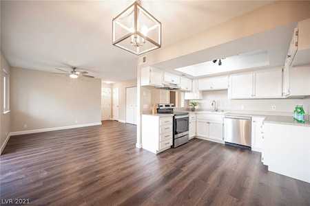 3700 Snorkel Circle #A Las Vegas, NV 89108
