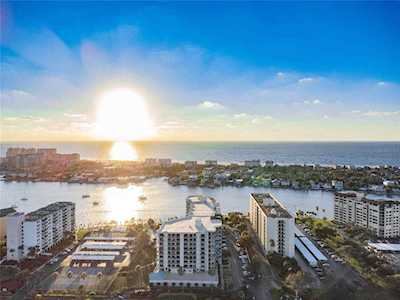 670 Island WAY #602 Clearwater, FL 33767