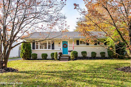 9209 Hunter Rd Louisville, KY 40242