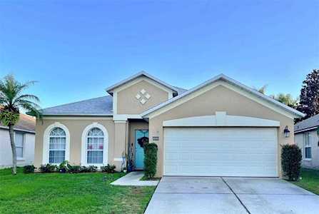 4232 Andover Cay Blvd Orlando, FL 32825