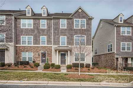 19031 Chandlers Landing Dr Cornelius, NC 28031