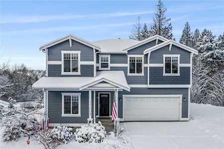17002 W Hill Dr E Bonney Lake, WA 98391