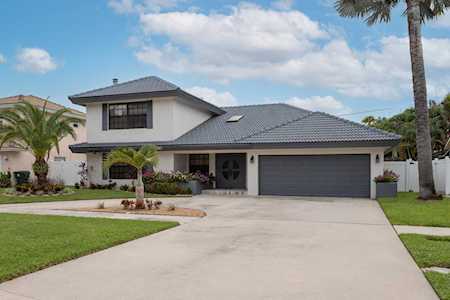 291 N Country Club Boulevard Boca Raton, FL 33487