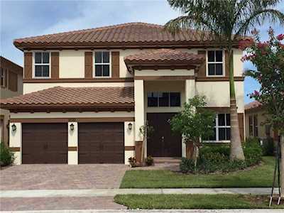 8570 Lakeside Dr Parkland, FL 33076