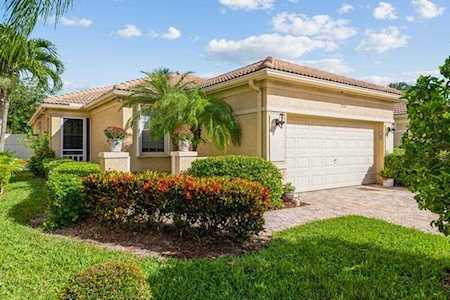 7257 Cataluna Circle Delray Beach, FL 33446