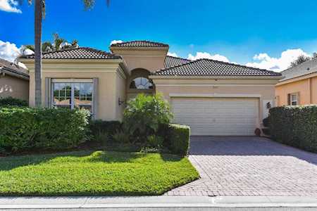 7291 Demedici Circle Delray Beach, FL 33446