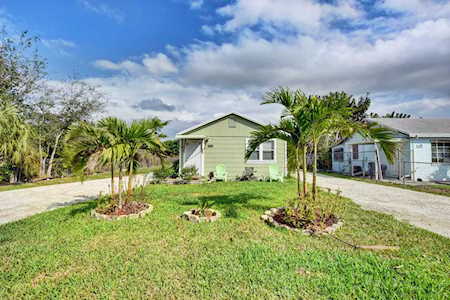100 Urquhart Street Lake Worth, FL 33461