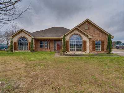 994 S Lowrance Road Red Oak, TX 75154