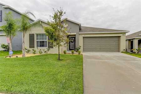 10231 Strawberry Tetra Dr Riverview, FL 33578