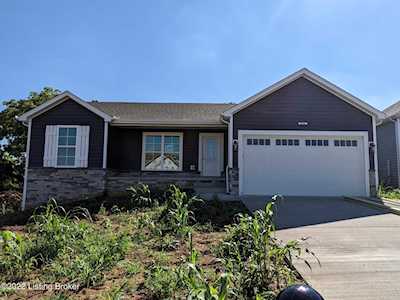 6306 Larkgrove Dr Louisville, KY 40229